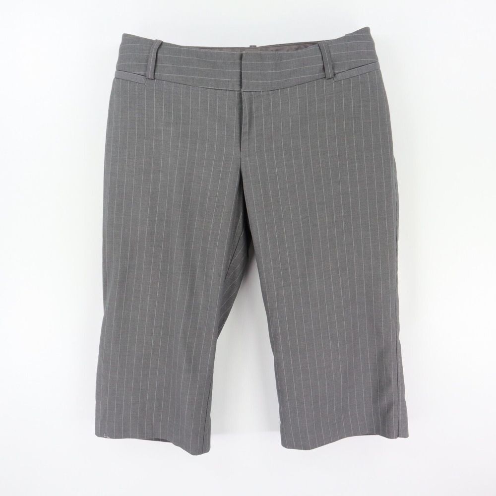 Mossimo Capri Dress Pants Mid Rise Womens Size 14 Gray Pin Stripes Poly Blend